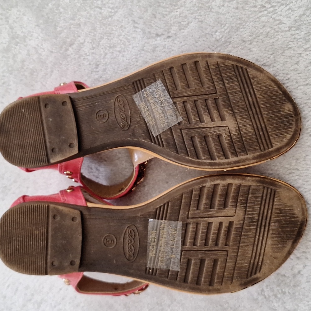 2 Pairs of Women's Brand New Summer Sandles Size 6 - Picture 8 of 8